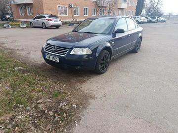 Авто Volkswagen Passat Sedan 2002 № 8833152