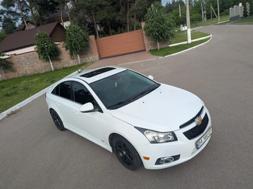 Авто Chevrolet Cruze 2013 № 8833236