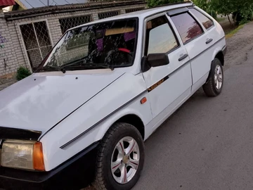 Авто ВАЗ 2109 1991 № 8833618