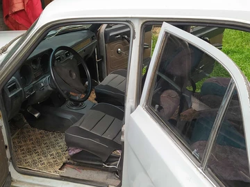 Авто ГАЗ 24-10 Волга 1983 № 8833732