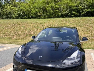 Авто Tesla Model 3 2019 № 8833777