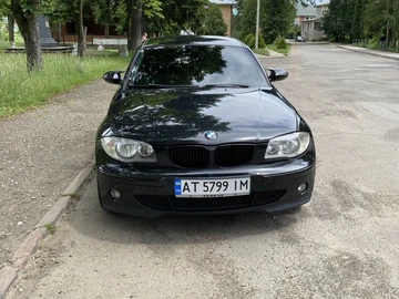 Авто BMW 1 Серия 2004 № 8834026