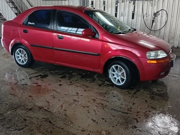 Авто Chevrolet Aveo 2004 № 8834076