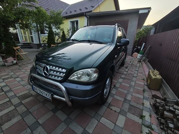 Авто Mercedes Ml Серия 2000 № 8834157