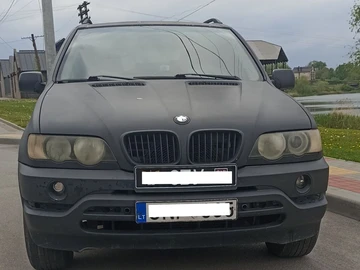 Авто BMW X5 2002 № 8834200
