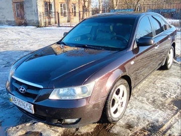 Авто Hyundai Sonata 2005 № 8834208