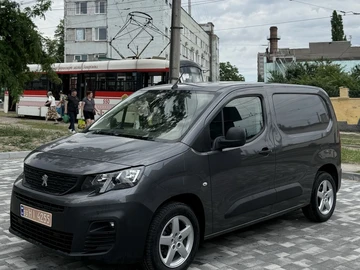 Авто Peugeot Partner 2020 № 8834259