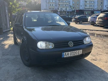 Авто Volkswagen Golf 1999 № 8834354