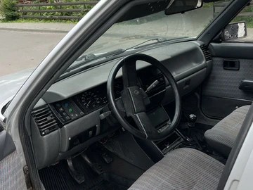 Авто Renault 11 1988 № 8834495