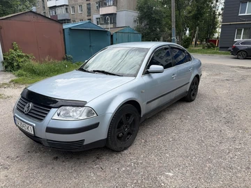 Авто Volkswagen Passat Sedan 2002 № 8834516