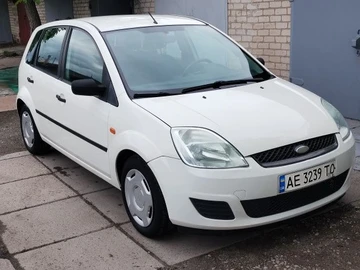 Авто Ford Fiesta 2005 № 8834525