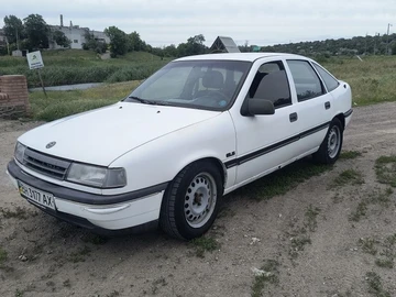 Авто Opel Vectra 1990 № 8834529