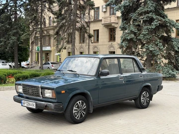 Авто ВАЗ 2107 2004 № 8834576