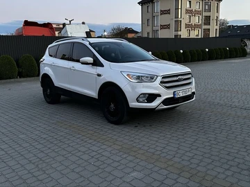 Авто Ford Escape 2018 № 8834606