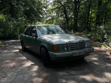 Авто Mercedes W124 1988 № 8834623
