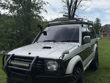 Авто Mitsubishi Pajero 1999 № 8834625