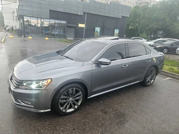 Авто Volkswagen Passat Sedan 2017 № 8834859