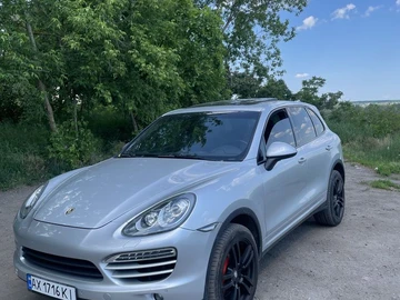 Авто Porsche Cayenne 2013 № 8834944