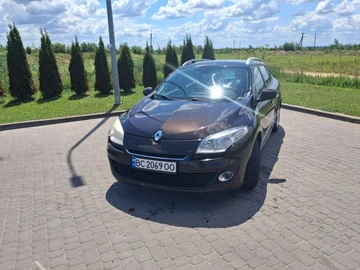 Авто Renault 4 2012 № 8835094