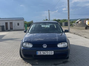 Авто Volkswagen Golf 2000 № 8835262