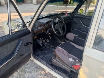 Авто ВАЗ 2106 1992 № 8835303