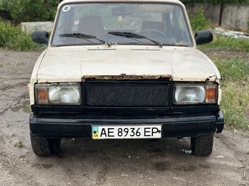 Авто ВАЗ 2107 1988 № 8835594