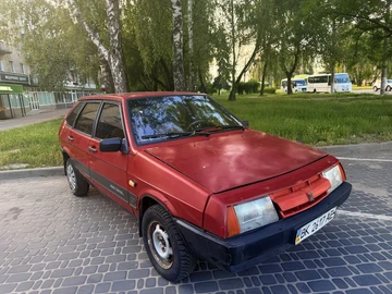 Авто ВАЗ 2109 1991 № 8835714