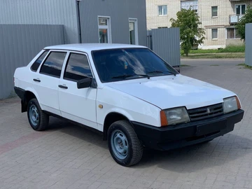 Авто ВАЗ 21099 1993 № 8835891