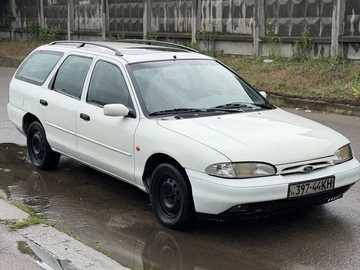 Авто Ford Mondeo 1995 № 8835940