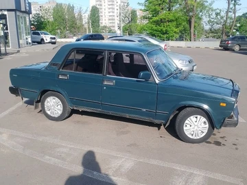 Авто ВАЗ 2107 1999 № 8836110