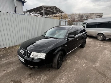 Авто Audi Quattro 2003 № 8836111