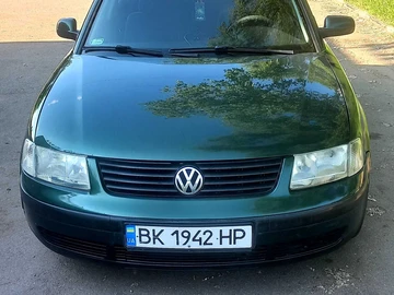 Авто Volkswagen Passat Sedan 1999 № 8836349