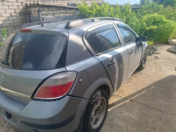 Авто Opel Astra 2004 № 8836382