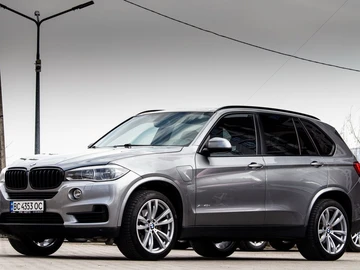 Авто BMW X5 2016 № 8836447