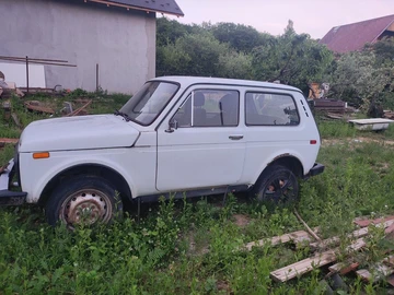 Авто ВАЗ 2121 1990 № 8836450