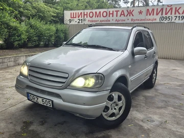 Авто Mercedes Ml Серия 2003 № 8836541