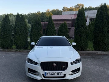 Авто Jaguar Xe 2018 № 8836739
