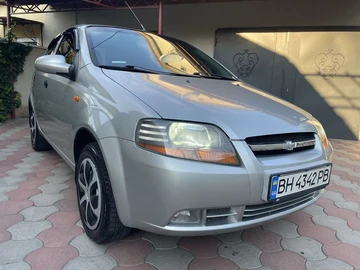 Авто Chevrolet Aveo 2005 № 8836847