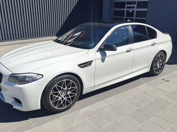 Авто BMW 5 Серия 2013 № 8836896