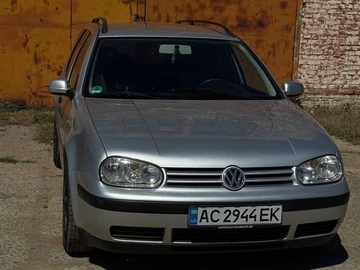 Авто Volkswagen Golf 2000 № 8836933