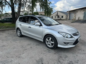 Авто Hyundai I30 2011 № 8837024