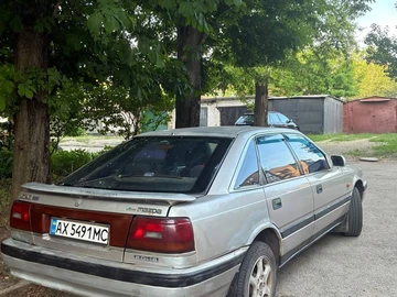 Авто Mazda 626 1990 № 8837104