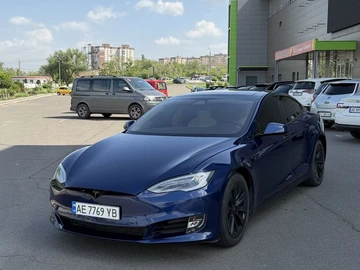 Авто Tesla Model S 2018 № 8837259