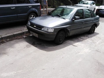 Авто Ford Escort 1992 № 8837260