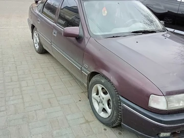 Авто Opel Vectra 1993 № 8837301