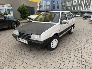 Авто ВАЗ 2109 1988 № 8837410