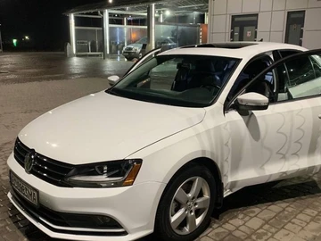 Авто Volkswagen Jetta 2015 № 8837423