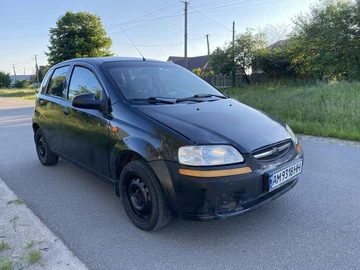 Авто Chevrolet Aveo 2005 № 8837435