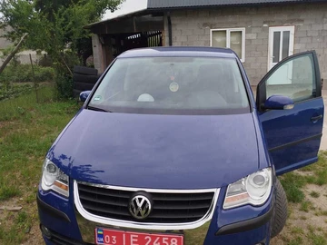 Авто Volkswagen Touran 2008 № 8837472