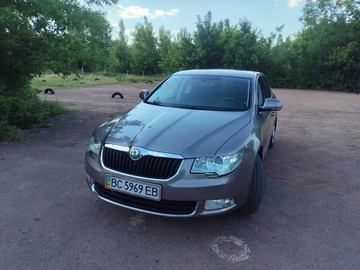 Авто Skoda Superb 2012 № 8837490